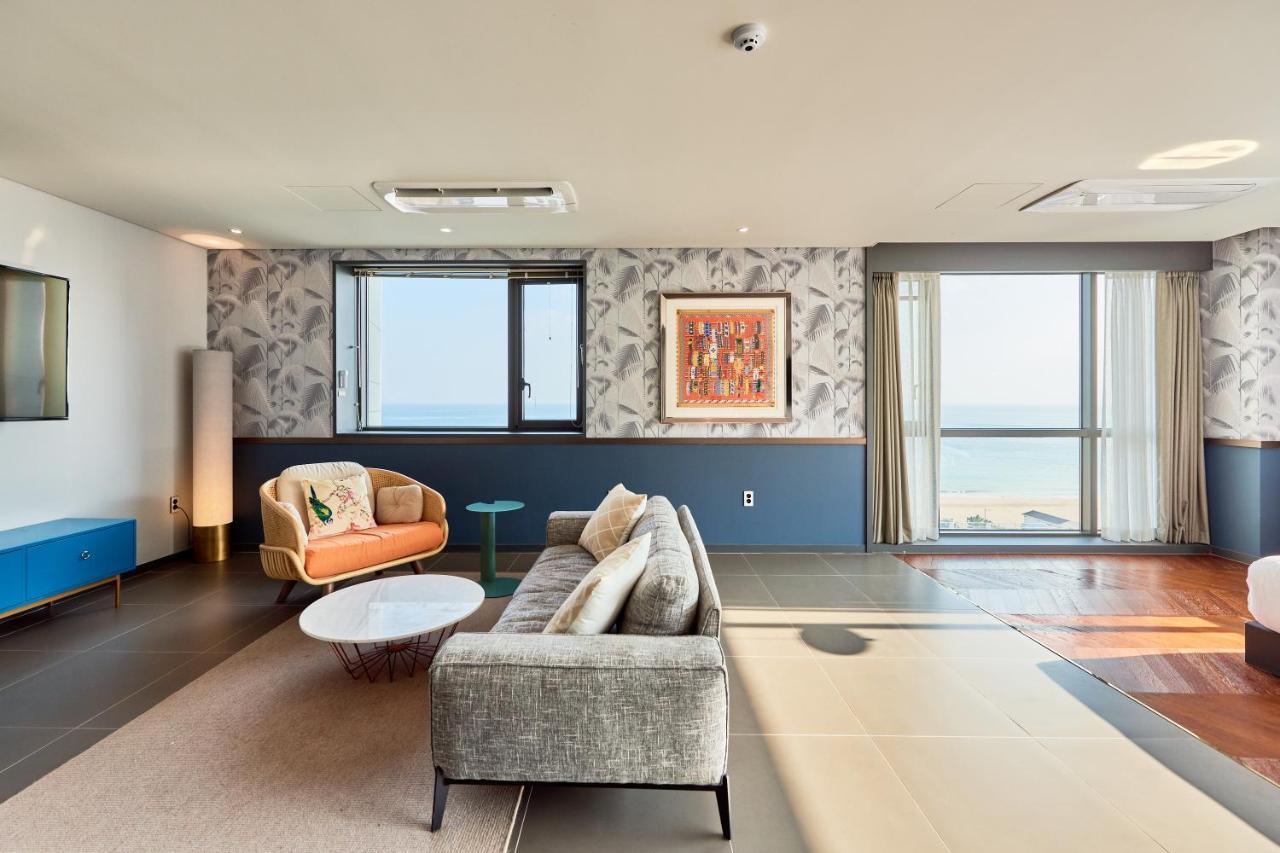 Brown Dot Hotel Songjung Busan Exterior photo